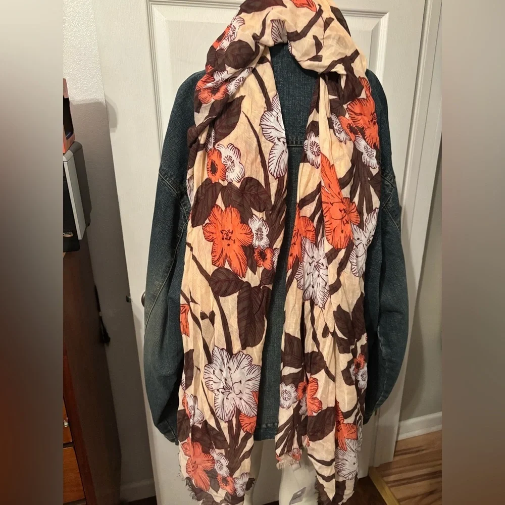 Loft outlet scarf wrap NWT